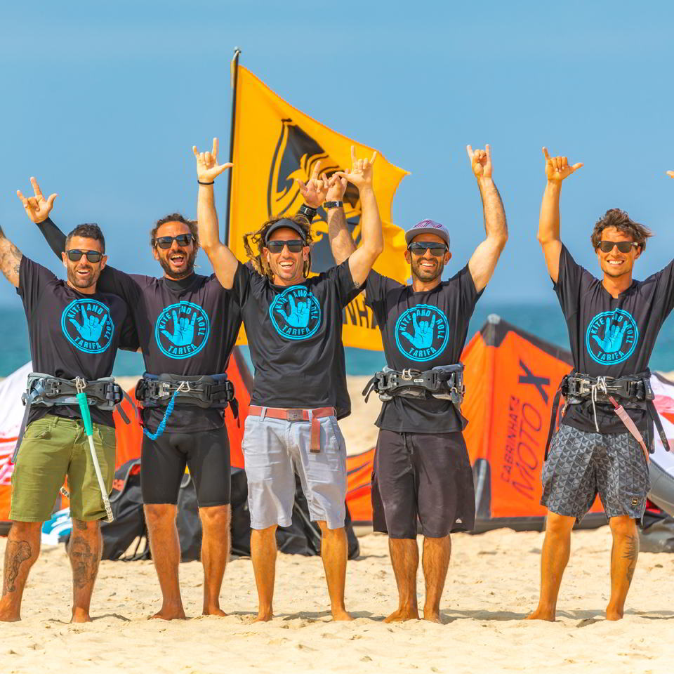 Equipo Kite and Roll tarifa en la playa